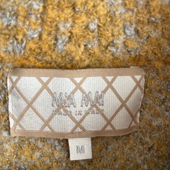 Long Cardigan - Picture 2 of 5